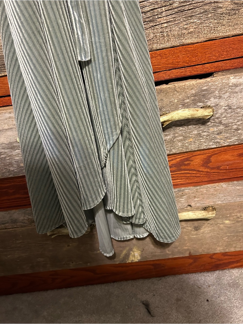 NWT Simplee Plus Flutter Sleeve Tie Side Wrap Velvet Dress Sage Green Size XL - Picture 6 of 13
